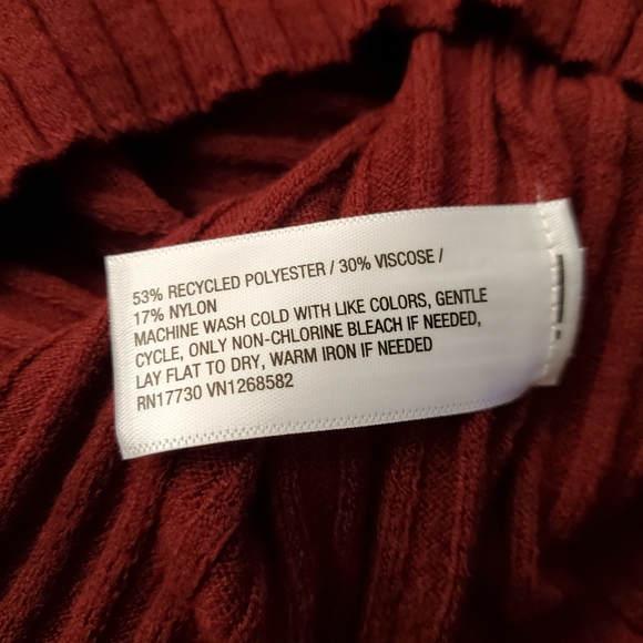 2pc Women's Mock Turtleneck Ribbed Sweater - A New Day Burgundy & Pink - Picture 6 of 6